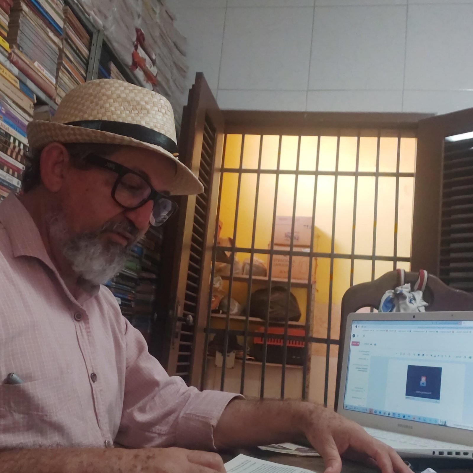 Publicação de um poema-Arari
